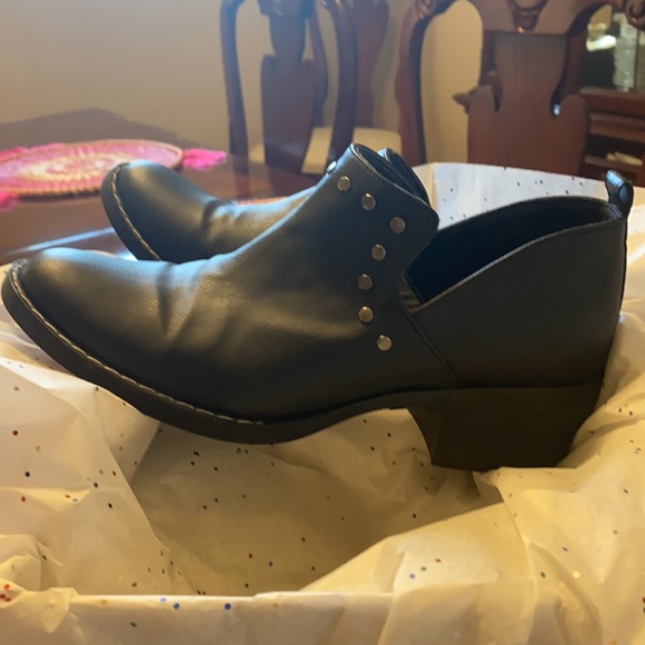 Booties - Picture 2 of 5